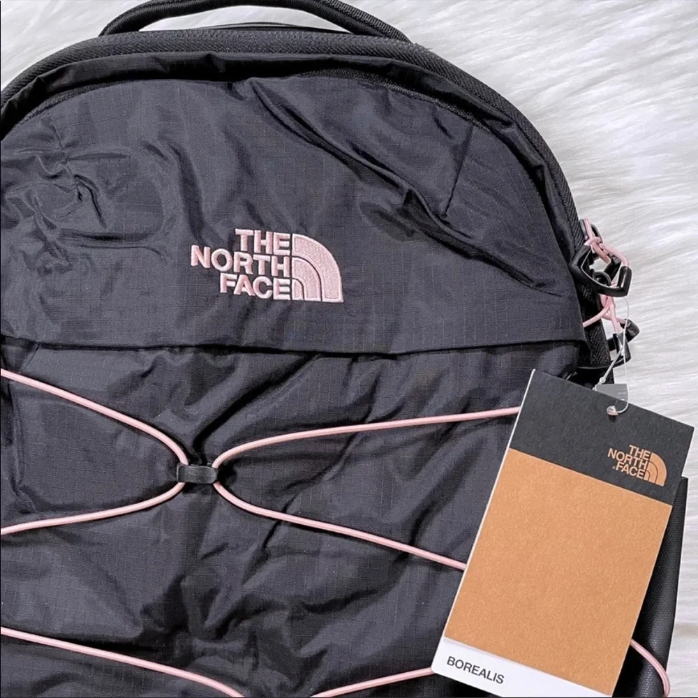The North Face Women’s Borealis 27 Liter Backpack - Picture 6 of 10